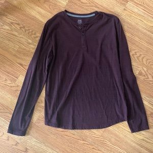Men’s Medium Old Navy Maroon Button Long Sleeve Shirt